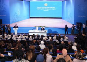 ОБЛЫС ӘКІМІ НҰРАЛХАН КӨШЕРОВТІҢ ТҮРКІСТАН ТҰРҒЫНДАРЫМЕН КЕЗДЕСУІ ӨТТІ