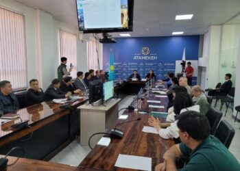 Шымкенттік кәсіпкерлерге экономикалық-әлеуметтік бағдарламалар туралы түсіндірілді