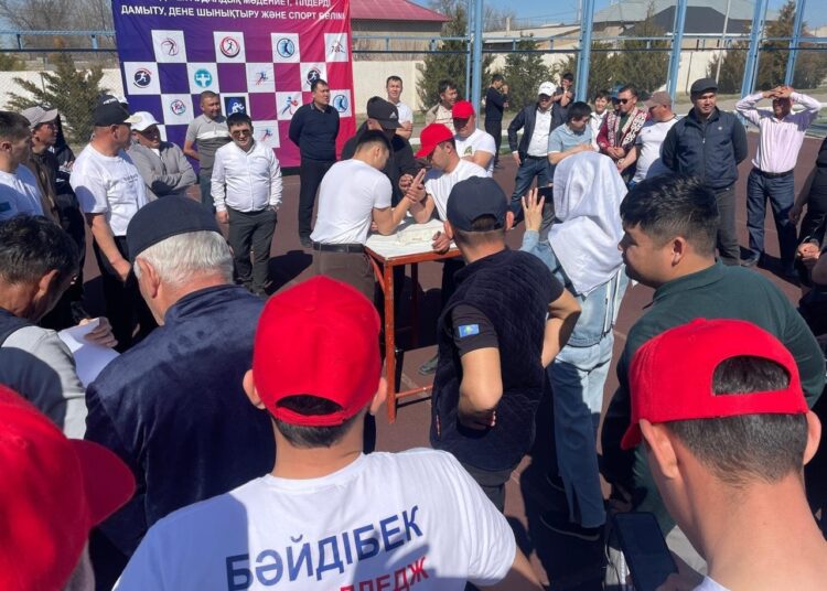 ТҮРКІСТАН ОБЛЫСЫНДА НАУРЫЗНАМАНЫҢ ОНКҮНДІГІ АЯСЫНДА ҰЛТТЫҚ ОЙЫНДАРДАН ЖАРЫСТАР ӨТІП ЖАТЫР