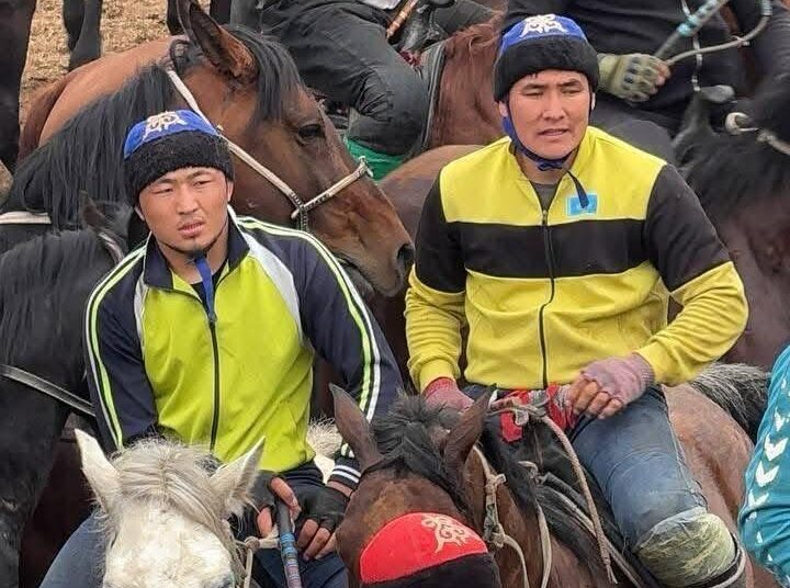 ТҮРКІСТАН: ТӨЛЕБИДЕ ҚХА-НЫҢ 30 ЖЫЛДЫҒЫНА ОРАЙ ДҮБІРЛІ КӨКПАР ОЙЫНЫ ӨТТІ