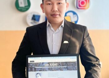 ТҮРКІСТАН: САРЫАҒАШТЫҚ ЖАС ҰСТАЗ КІТАП ОҚУҒА АРНАЛҒАН «ОЯН, ҚАЗАҚ» ЖОБАСЫН ІСКЕ АСЫРДЫ