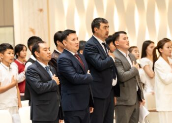 ТҮРКІСТАНДА ЗАҢ ЖӘНЕ ТӘРТІПТІ ЖЫРҒА ҚОСҚАН РЕСПУБЛИКАЛЫҚ ЖАС АҚЫНДАР МҮШӘЙРАСЫ ӨТТІ