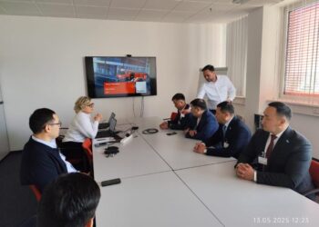 Делегация МЧС Казахстана побывала на заводе Rosenbauer в Австрии