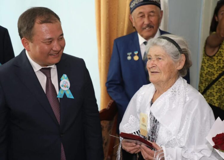 ТҮРКІСТАН: АРЫСТЫҚТАР ТЫЛ АРДАГЕРЛЕРІН ЖЕҢІСТІҢ 80 ЖЫЛДЫҒЫМЕН ҚҰТТЫҚТАДЫ