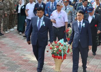 ТҮРКІСТАН: ТӨЛЕБИДЕ ҰЛЫ ЖЕҢІСТІҢ 80 ЖЫЛДЫҒЫНА ОРАЙ МЕРЕКЕЛІК ШАРА ӨТТІ 