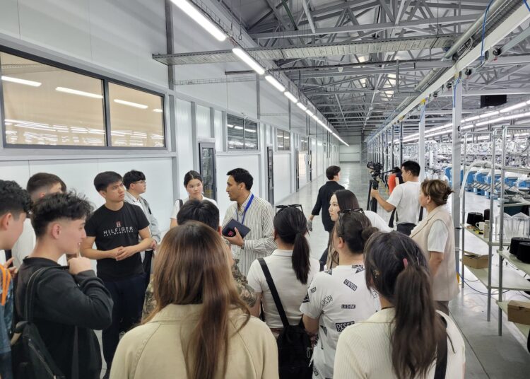 Жұмысшы мамандықтар жылы: жастарды ерте баулу маңызды