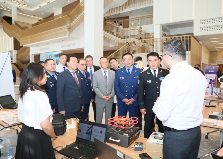 Кибералаяқтық бақылауда: полиция форумы 1000-нан астам адамды жинады