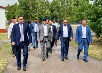 Депутаттар Бекзат Саттарханов атындағы облыстық олимпиада резервінің мамандандырылған мектеп-интернат-колледжінің жұмысымен танысты