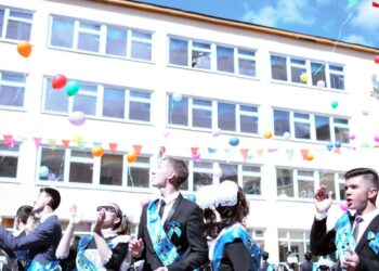 В ЭТОМ ГОДУ В ШЫМКЕНТЕ 15 891 ВЫПУСКНИК ОКОНЧИТ ШКОЛУ