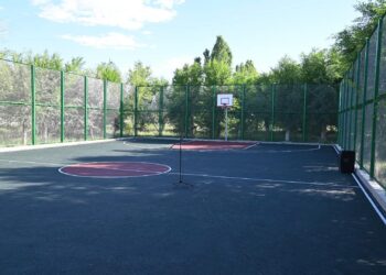 СОЗАҚ АУДАНЫНДА «ҮЛГІЛІ АУЫЛ» ЖОБАСЫ АЯСЫНДА СПОРТ ЖӘНЕ ОЙЫН АЛАҢШАСЫ АШЫЛДЫ