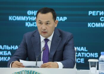 БІЛІМ БЕРУ МЕКЕМЕЛЕРІНЕ ЗАМАНАУИ АППАРАТТЫҚ-БАҒДАРЛАМАЛЫҚ КЕШЕН ОРНАТЫЛАДЫ