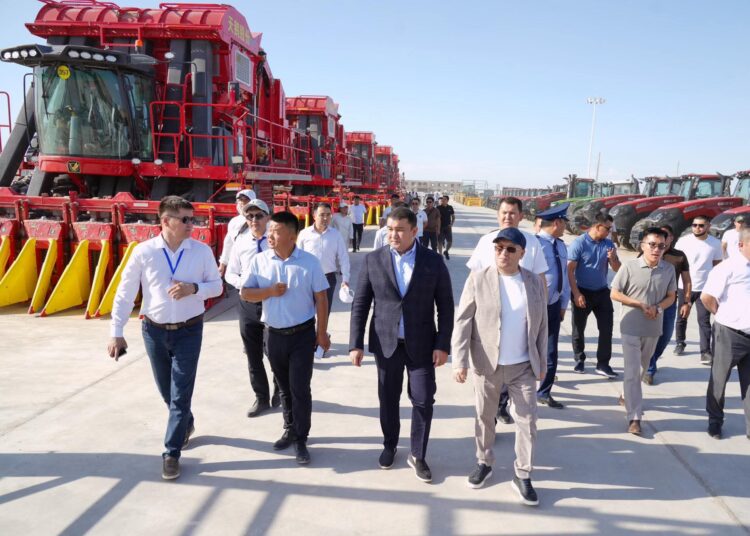 ТҮРКІСТАН ОБЛЫСЫНДА ЕЛ ТАРИХЫНДА АЛҒАШ РЕТ 32 МЫҢ ГЕКТАР ЖЕРГЕ ТАМШЫЛАТЫП СУҒАРУ ЖҮЙЕСІ ЕНГІЗІЛДІ