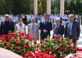ШЫМКЕНТТЕ АБАЙ КҮНІ РУХАНИ-МӘДЕНИ МЕРЕКЕГЕ АЙНАЛДЫ