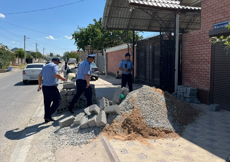 В Абайском районе Шымкента контролируется санитарный порядок и экологическая культура