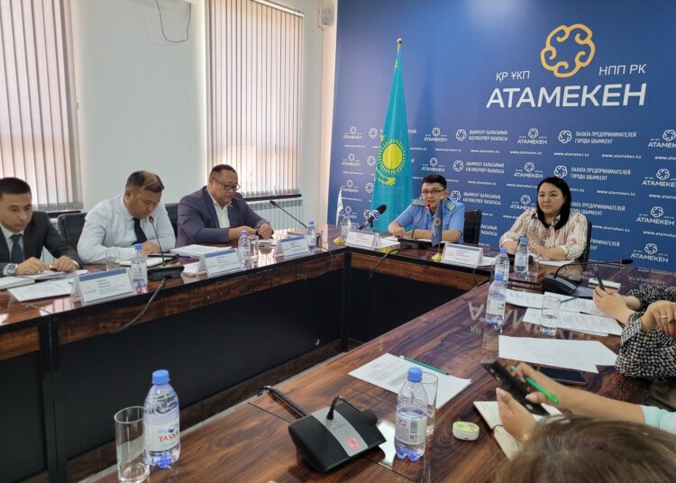 Ваучерлік жүйе: кәсіпкерлер мен жауапты органдар түйткілді мәселелерді талқылады