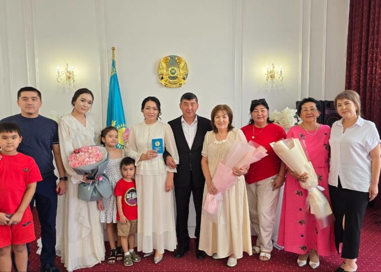 Конституцияның 30 жылдығымен тұспа-тұс келген Інжу тойы