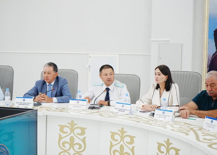 ШЫМКЕНТ: «АЙБАРЫ МЫҚТЫ – АТА ЗАҢ» АТТЫ ДӨҢГЕЛЕК ҮСТЕЛ ӨТТІ