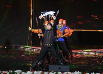 Медали и благодарственные письма вручили шымкентцам на торжестве в честь 30-летия Конституции