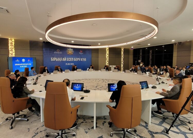 Шымкентте дәстүрлі Бірыңғай есеп беру күні өтті