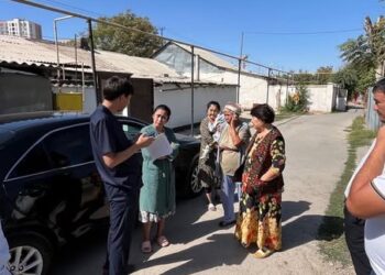 Абай ауданында өткен қала әкімінің көшпелі кездесуінде көтерілген мәселелер бойынша жүйелі жұмыстар жүргізілуде