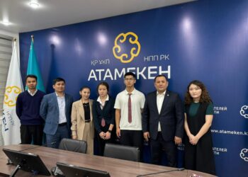 Назарбаев Зияткерлік мектебінің оқушылары бизнес жобаларын таныстырды