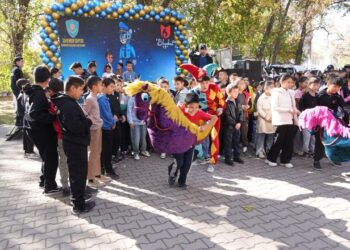 Закон и порядок: в Шымкенте полиция представила детям мультфильм о законе