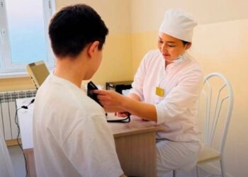 ШЫМКЕНТТЕ МӘМС АЯСЫНДА ОҚУШЫЛАРҒА 252 МЫҢНАН АСТАМ МЕДИЦИНАЛЫҚ ҚЫЗМЕТ КӨРСЕТІЛДІ