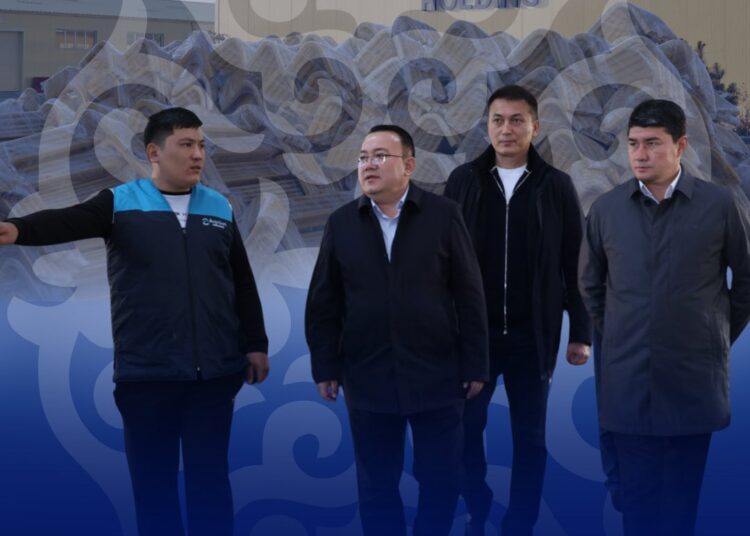 САУАН ҚАЛАСЫНЫҢ ДЕЛЕГАЦИЯ МҮШЕЛЕРІ САУРАНДАҒЫ ӨНДІРІСТІК АЛАҢДАРМЕН ТАНЫСТЫ