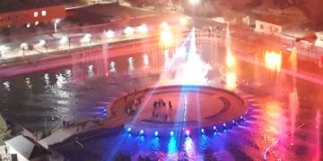 ШЫМКЕНТТЕ ЗАМАНАУИ МУЗЫКАЛЫ-ЛАЗЕРЛІ СУБҰРҚАҚ ІСКЕ ҚОСЫЛДЫ