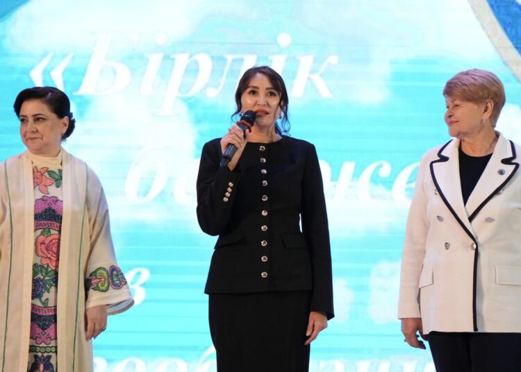 Шымкентте этномәдени бірлестіктердің қатысуымен мерекелік фестиваль өтті