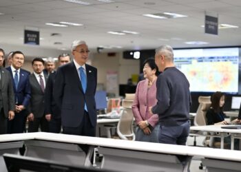 ПРЕЗИДЕНТ ТОКИОНЫҢ ТӨТЕНШЕ ЖАҒДАЙЛАР ЖӨНІНДЕГІ АХУАЛДЫҚ ОРТАЛЫҒЫН АРАЛАП КӨРДІ