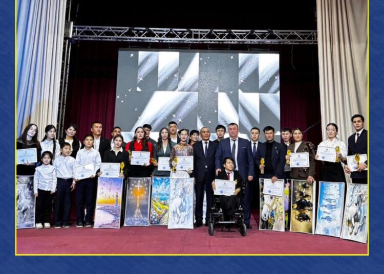 «ЖЫЛ ҮЗДІГІ–2025» ҮЗДІКТЕР БАЙҚАУЫНЫҢ МАРАПАТТАУ КЕШІ ӨТТІ