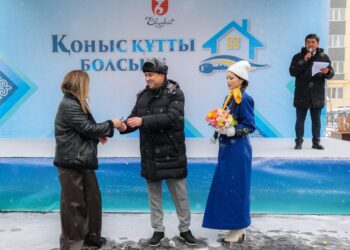 46 ОТБАСЫҒА ЖАҢА ПӘТЕР КІЛТТЕРІ ТАБЫСТАЛДЫ