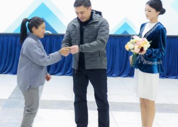 Шымкентте әлеуметтік осал топтағы азаматтар баспанамен қамтылды