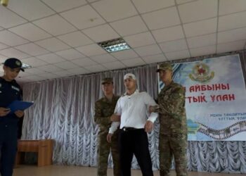 Өзге ұлт әскери қызметшілері мемлекеттік тілді ұлықтады