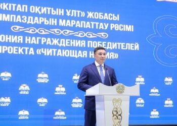 Шымкентте «Кітап оқитын ұлт» жобасының жеңімпаздары марапатталды