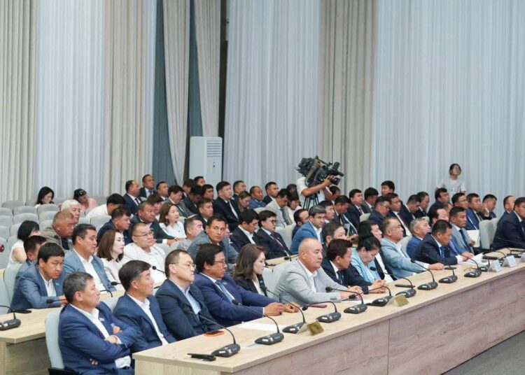 Түркістан облыстық мәслихатының кезекті жиырма үшінші сессиясында маңызды мәселелер қаралды   