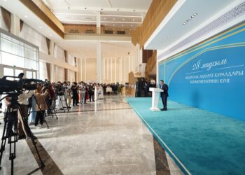 ТҮРКІСТАН ОБЛЫСЫНДА ПРЕЗИДЕНТ АТЫНАН БАҚ ӨКІЛДЕРІНЕ БАСПАНА КІЛТІ ТАБЫСТАЛДЫ