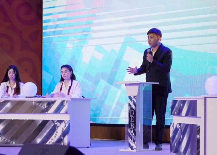 ТҮРКІСТАНДА РЕСПУБЛИКАЛЫҚ «DEBAT» ПІКІРСАЙЫСЫ ӨТТІ