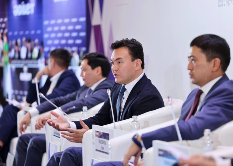 «Әділет» партиясында қала мен ауыл арасындағы алшақтықты азайту жолдары талқыланды