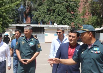 Алматы қаласы мәслихатының депутаттары Ұлттық ұланның қызметімен танысты