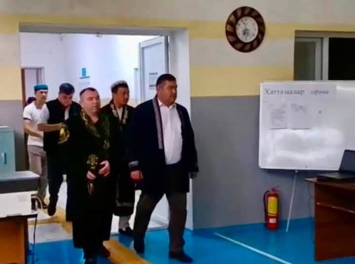 ӨЗБЕК ЭТНОМӘДЕНИ БІРЛЕСТІГІНІҢ БЕЛСЕНДІЛЕРІ САЙЛАУДА БЕЛСЕНДІЛІК ТАНИТТЫ
