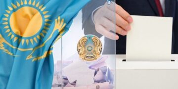 ЖАСАНДЫ ИНТЕЛЛЕКТ ЕҢБЕК НАРЫҒЫН ӨЗГЕРТУДЕ: ПАРТИЯЛАР БІЛІМ БЕРУ МЕН БОЛАШАҚ МАМАНДЫҚТАРДЫ ТАЛҚЫЛАДЫ