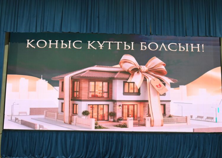 Шымкентте 40 отбасы жалдамалы баспанамен қамтылды