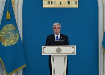 ҚАЗАҚСТАННЫҢ КӨЛІК-ЛОГИСТИКАЛЫҚ ӘЛЕУЕТІН КҮШЕЙТЕТІН ҮШ ІРІ ЖОЛ ЖОБАСЫ БАСТАЛДЫ