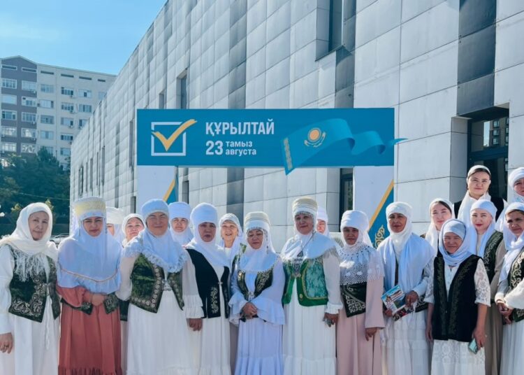 ШЫМКЕНТТЕ АҚ ЖАУЛЫҚТЫ ӘЖЕЛЕР ӨЗ ТАҢДАУЫН ЖАСАДЫ