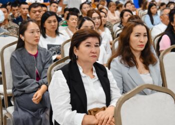 ШЫМКЕНТТЕ ҚАЗАҚ ТІЛІНІҢ ҰЛТАРАЛЫҚ ҚАРЫМ-ҚАТЫНАСТАҒЫ РӨЛІ ТАЛҚЫЛАНДЫ