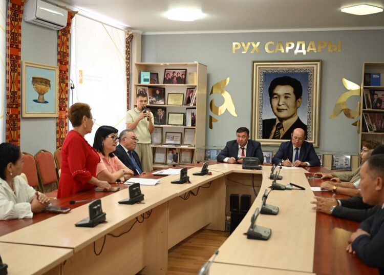 ОТАНҒА ДЕГЕН СҮЙІСПЕНШІЛІК ОТБАСЫНАН БАСТАЛАДЫ