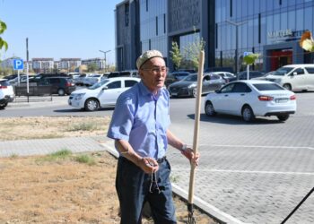 МЕШІТКЕ КЕЛУШІЛЕР ТАЗАЛЫҚ ЖҰМЫСТАРЫНА АТСАЛЫСТЫ