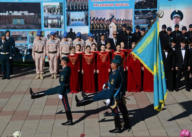 Из Шымкента в армию отправились еще 27 граждан